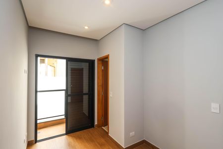 Casa à venda com 120m², 3 quartos e 2 vagasSuíte 2