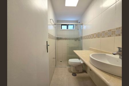 Apartamento para alugar com 147m², 4 quartos e 2 vagasBanheiro Social