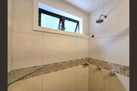 Apartamento para alugar com 147m², 4 quartos e 2 vagasBanheiro Social