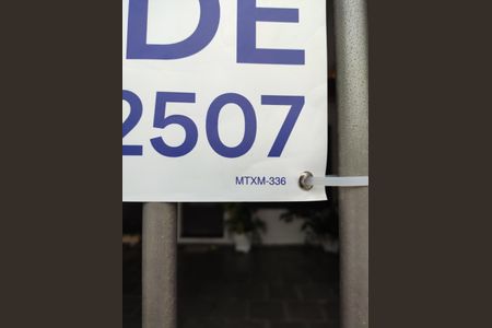 Casa à venda com 174m², 3 quartos e 2 vagas Casa à venda com 174m², 3 quartos e 2 vagasPlaca MTXM-336