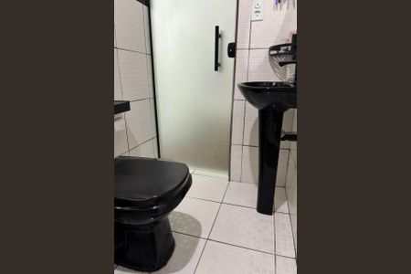 Casa à venda com 75m², 4 quartos e 1 vagaCasa 1 -banheiro 