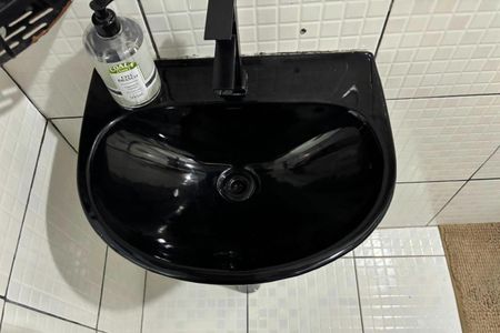 Casa à venda com 75m², 4 quartos e 1 vagaCasa 1 -banheiro 