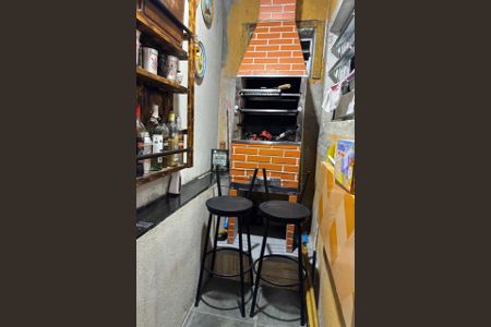 Casa à venda com 75m², 4 quartos e 1 vagaChurrasqueira - 