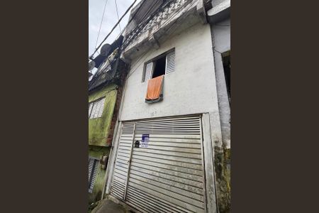 Casa à venda com 75m², 4 quartos e 1 vagaFachada 