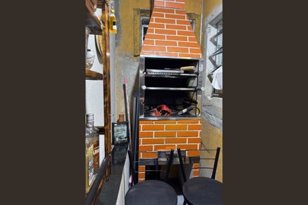 Casa à venda com 75m², 4 quartos e 1 vagaChurrasqueira - 