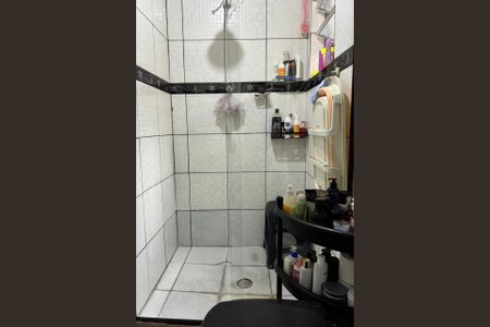 Casa à venda com 75m², 4 quartos e 1 vagaCasa 1 -banheiro 