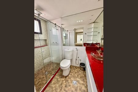 Apartamento para alugar com 253m², 4 quartos e 3 vagasBanheiro