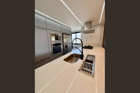 Apartamento para alugar com 253m², 4 quartos e 3 vagasCozinha