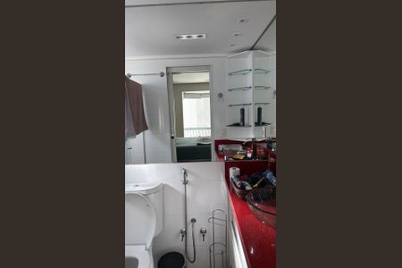 Apartamento para alugar com 253m², 4 quartos e 3 vagasBanheiro