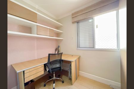 Apartamento à venda com 67m², 3 quartos e 1 vagaQuarto 2