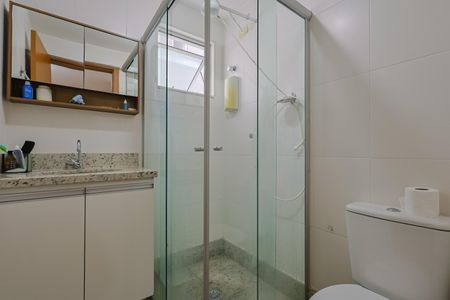 Apartamento à venda com 60m², 2 quartos e 2 vagasBanheiro da Suíte