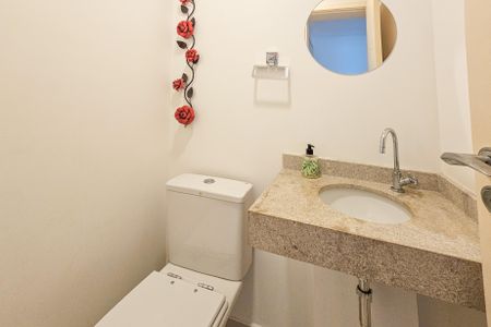 Apartamento para alugar com 168m², 3 quartos e 2 vagas Apartamento para alugar com 168m², 3 quartos e 2 vagasLavabo