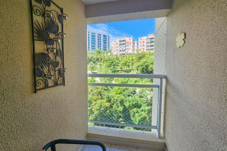 Apartamento para alugar com 168m², 3 quartos e 2 vagas Apartamento para alugar com 168m², 3 quartos e 2 vagasVaranda da Suíte 2