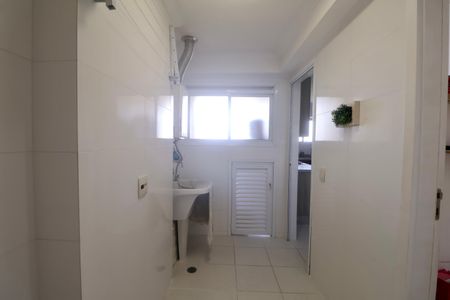 Apartamento para alugar com 170m², 3 quartos e 2 vagas Apartamento para alugar com 170m², 3 quartos e 2 vagasÁrea de Serviço