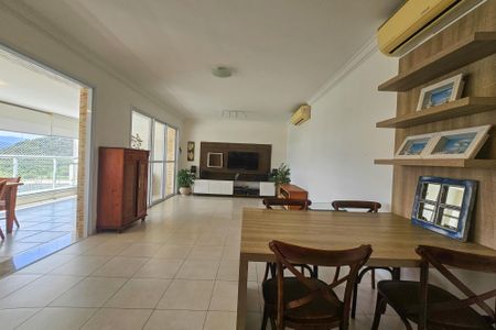 Apartamento para alugar com 168m², 3 quartos e 2 vagas Apartamento para alugar com 168m², 3 quartos e 2 vagasSala