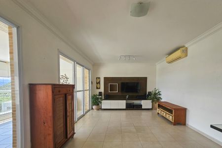 Apartamento para alugar com 168m², 3 quartos e 2 vagas Apartamento para alugar com 168m², 3 quartos e 2 vagasSala