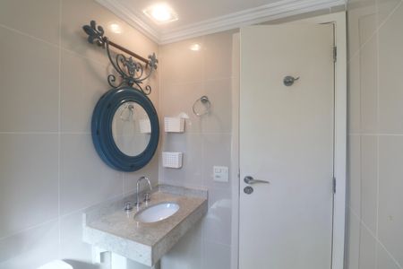 Apartamento para alugar com 170m², 3 quartos e 2 vagas Apartamento para alugar com 170m², 3 quartos e 2 vagasBanheiro Suíte 3