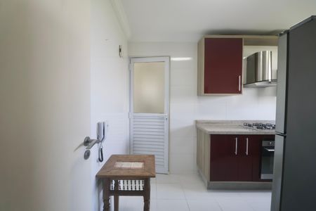Apartamento para alugar com 170m², 3 quartos e 2 vagas Apartamento para alugar com 170m², 3 quartos e 2 vagasCozinha