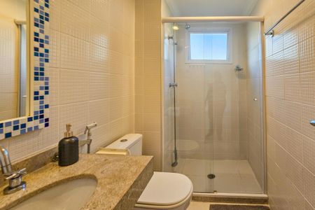 Apartamento para alugar com 168m², 3 quartos e 2 vagas Apartamento para alugar com 168m², 3 quartos e 2 vagasBanheiro Social