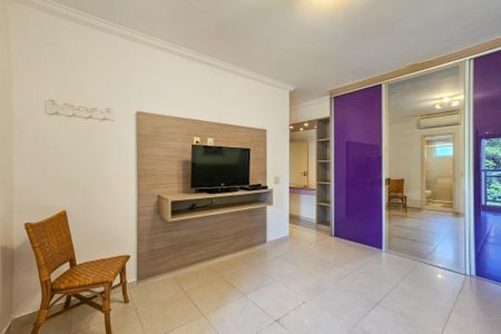 Apartamento para alugar com 168m², 3 quartos e 2 vagas Apartamento para alugar com 168m², 3 quartos e 2 vagasSuíte 2