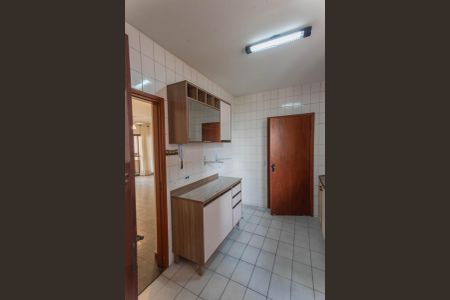 Apartamento à venda com 115m², 3 quartos e 2 vagasCozinha