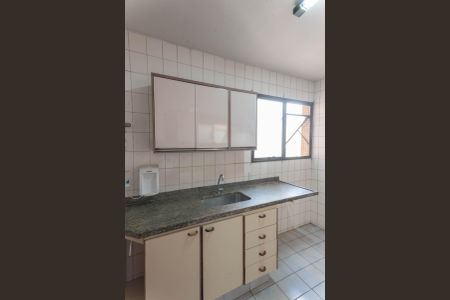 Apartamento à venda com 115m², 3 quartos e 2 vagasCozinha