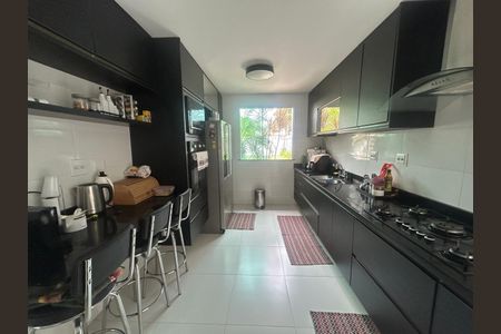 Casa de condomínio à venda com 180m², 4 quartos e 1 vagaCozinha