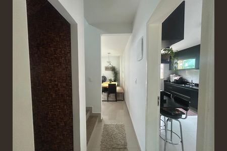 Casa de condomínio à venda com 180m², 4 quartos e 1 vagaCozinha