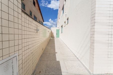 Apartamento à venda com 85m², 3 quartos e 2 vagas Apartamento à venda com 85m², 3 quartos e 2 vagasHall de entrada