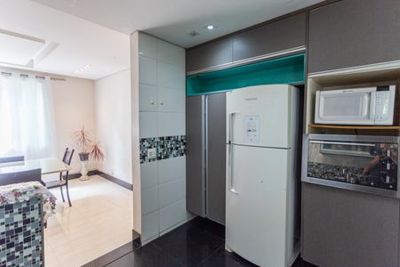 Apartamento à venda com 85m², 3 quartos e 2 vagas Apartamento à venda com 85m², 3 quartos e 2 vagasCozinha