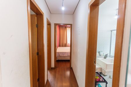 Corredor de apartamento à venda com 3 quartos, 85m² em Novo Horizonte, Belo Horizonte