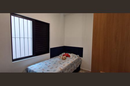 Casa à venda com 174m², 3 quartos e 2 vagas Casa à venda com 174m², 3 quartos e 2 vagasQuarto 2