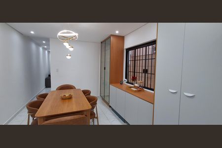 Casa à venda com 174m², 3 quartos e 2 vagas Casa à venda com 174m², 3 quartos e 2 vagasCozinha