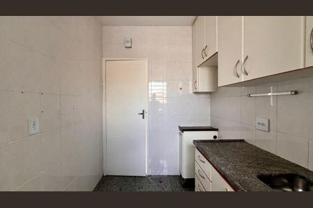 Apartamento à venda com 67m², 4 quartos e 1 vaga Apartamento à venda com 67m², 4 quartos e 1 vagaCozinha