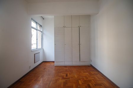 Apartamento à venda com 86m², 3 quartos e 1 vagaQuarto 2
