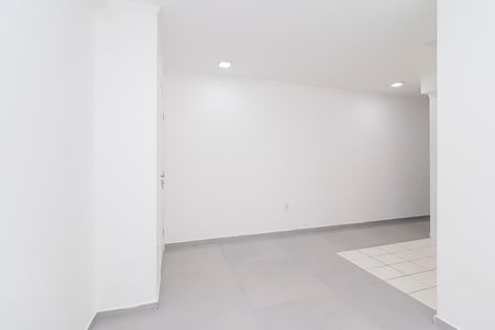 Sala de apartamento para alugar com 2 quartos, 40m² em Jardim Helian, São Paulo