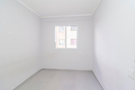 Quarto 1 de apartamento para alugar com 2 quartos, 40m² em Jardim Helian, São Paulo