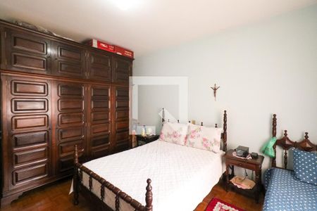 Casa à venda com 3 quartos, 400m² em Santa Maria, São Caetano do Sul