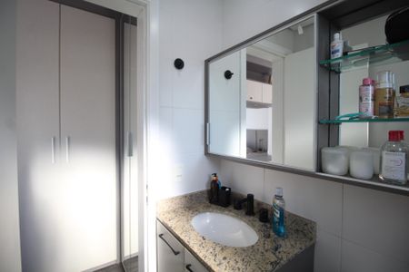 Apartamento para alugar com 72m², 3 quartos e 2 vagasBanheiro da Suíte 1