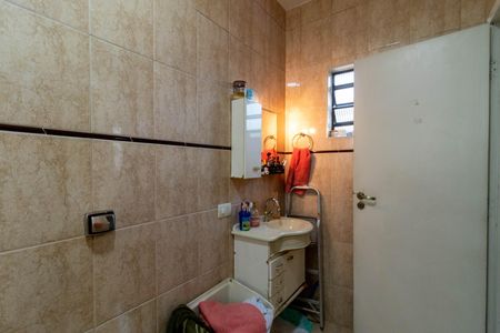 Casa à venda com 256m², 4 quartos e 2 vagasBanheiro da Suíte