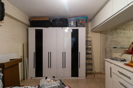 Casa à venda com 256m², 4 quartos e 2 vagasEdícula - Quarto