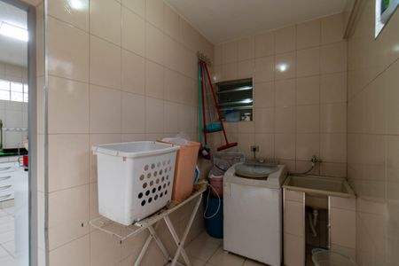 Casa à venda com 256m², 4 quartos e 2 vagasÁrea de Serviço