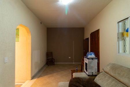 Casa à venda com 256m², 4 quartos e 2 vagasSala 2