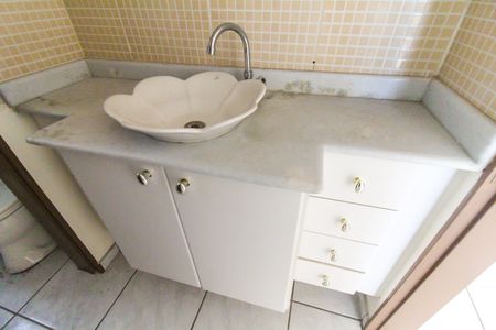 Apartamento para alugar com 44m², 2 quartos e 1 vaga Apartamento para alugar com 44m², 2 quartos e 1 vagaBanheiro