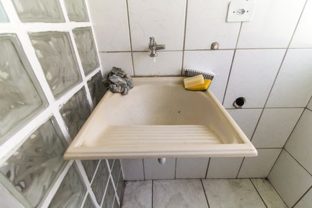 Apartamento para alugar com 44m², 2 quartos e 1 vaga Apartamento para alugar com 44m², 2 quartos e 1 vagaCozinha e Área de Serviço