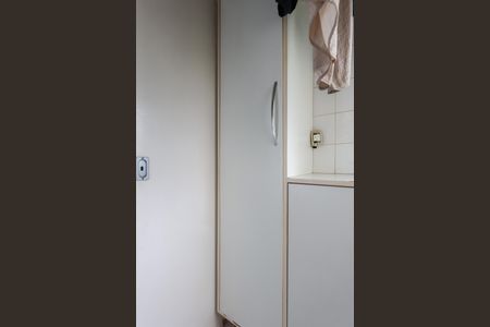 Apartamento à venda com 75m², 2 quartos e 2 vagas Apartamento à venda com 75m², 2 quartos e 2 vagasÁrea de Serviço