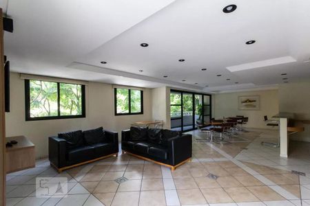 Apartamento à venda com 75m², 2 quartos e 2 vagas Apartamento à venda com 75m², 2 quartos e 2 vagasÁrea comum - Salão de festas