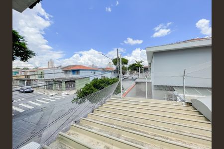 Vista de casa para alugar com 2 quartos, 70m² em Presidente Altino, Osasco