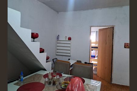 Casa à venda com 100m², 3 quartos e 1 vaga Casa à venda com 100m², 3 quartos e 1 vagaSala - Casa 2