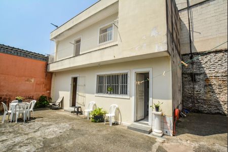 Casa à venda com 100m², 2 quartos e 1 vagaQuintal